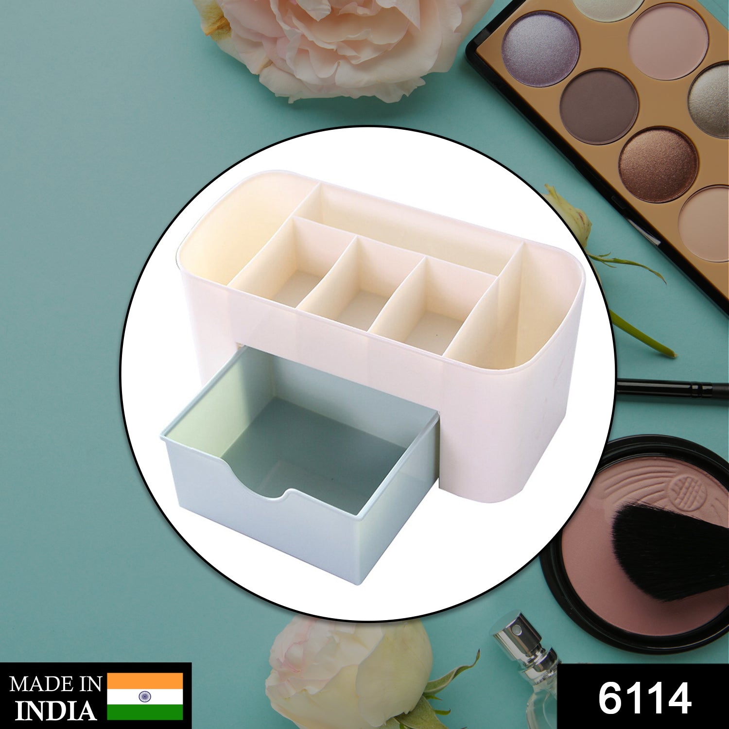 6114 Makeup Cutlery Box Used For Storing Makeup Equipments And Kits Used By Womens And Ladies. 6114 Makeup Cutlery Box Used For Storing Makeup Equipments And Kits Used By Womens And Ladies.